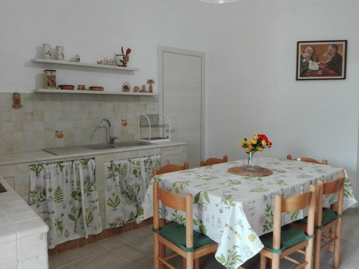 I Trulli Di Gina Appartamento Trullo 6 Persone Monopoli Bagian luar foto